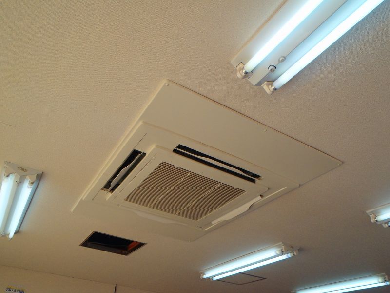 三菱重工 Saison 業務用エアコン修理 エラーコード E6 大阪府松原市 事務所設置 お客様の声 業務用エアコンの修理ショップ エアコン修理専門店